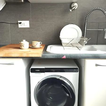 Quiet In Center With Mountain View Maison d'hôtes